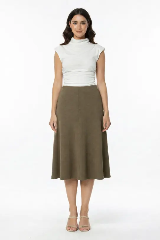 Trapezowa spódnica midi z ciemnozielonej dzianiny